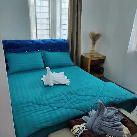 Homestay Embah Ros & Embah Lek Hutan Melintang Exterior photo