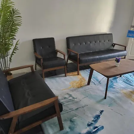 Homestay Embah Ros & Embah Lek Hutan Melintang Exterior photo