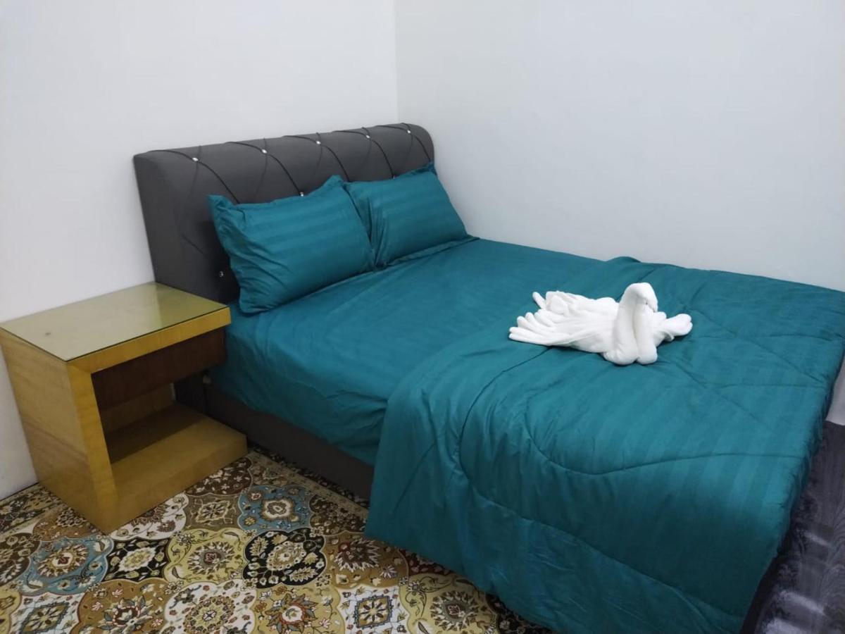 Holiday home Embah Ros & Embah Lek